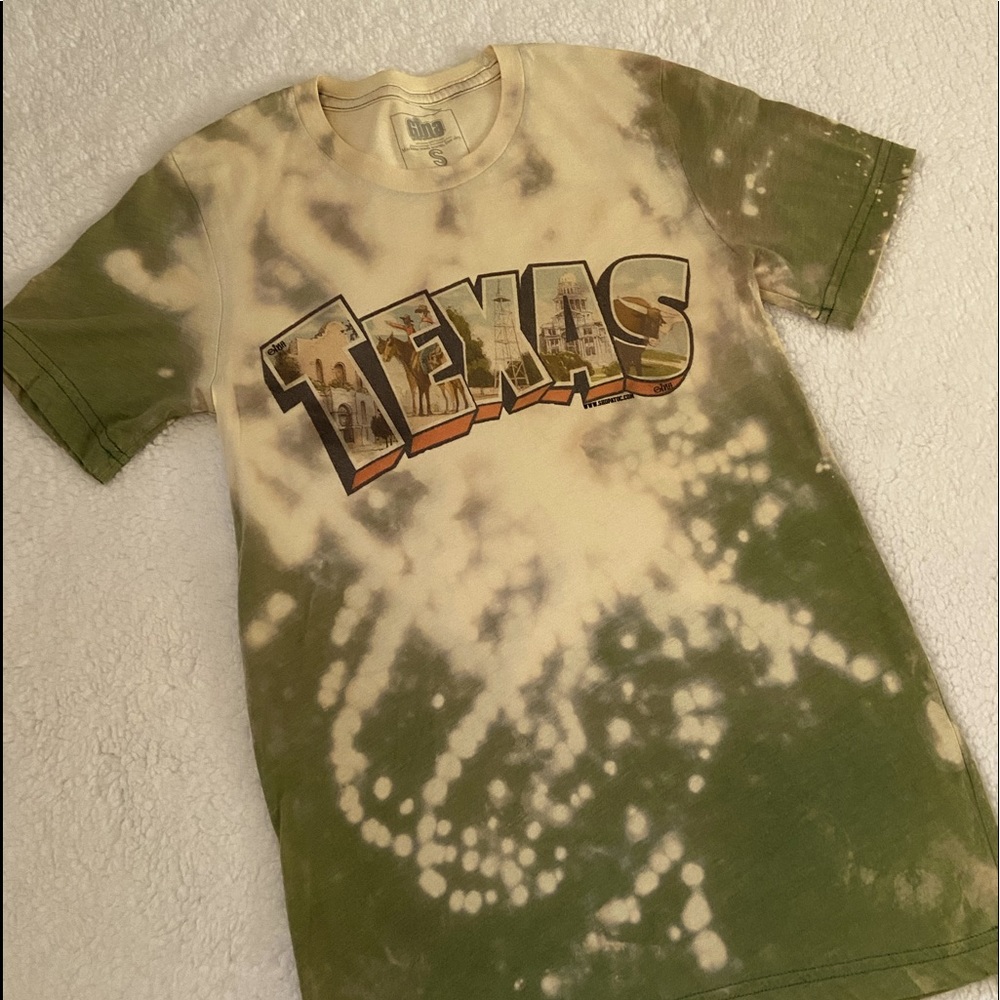 3/$15 TEXAS Bleached T-Shirt -NWOT